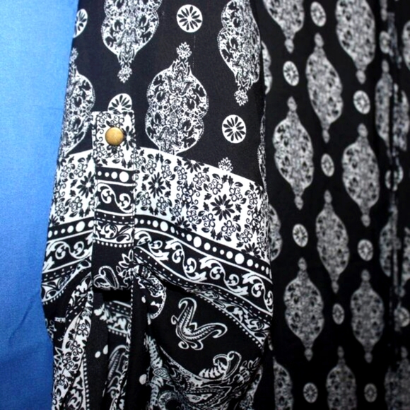 Cato Medallion Print Tunic Dress Black White Large - Picture 5 of 8